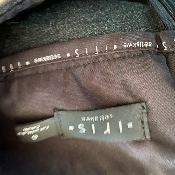 Iris Setlakwe - Picture 3 of 3